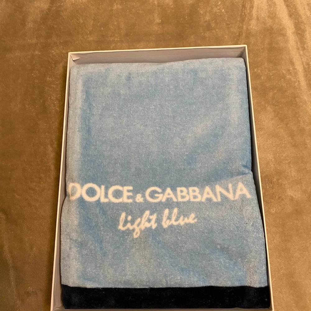 Dolce gabbana towel new… cotton